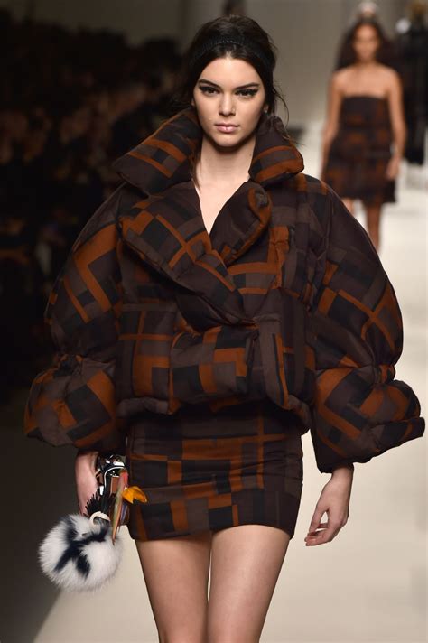 fendi fashion show 2015|celebrities wearing fendi.